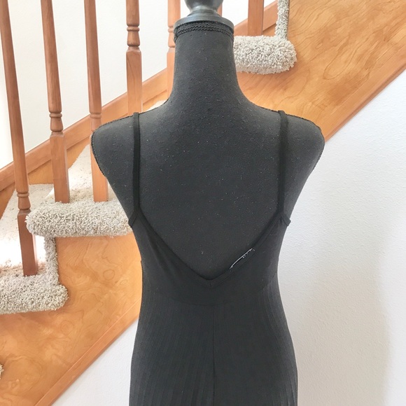 Nikki Mac Dress - Picture 6 of 8